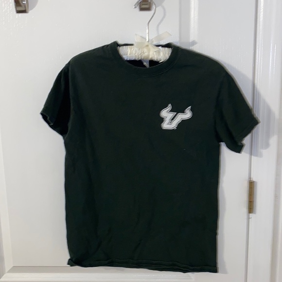 Gildan Tops - USF tshirt size small